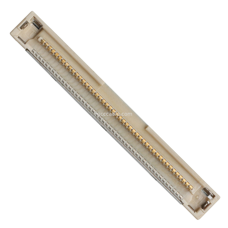 46 AWG 42 AWG 극소 동축 케이블 DF36 40P 0.4SD 150MM 길이 라이프즈는 연결기를 드러냅니다