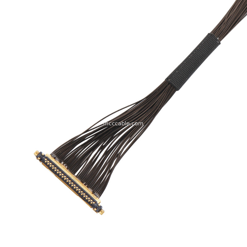 UAV 케이블 조립 Lvds Edp 케이블 조립 0.25mm Pitch 20531-034T-02 To Jst Auhr-05v-H 34 핀 마이크로 코아시얼 케이블