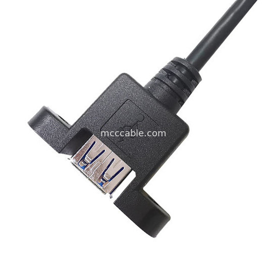 USB 3.0 패널은 20 핀헤더 메인보드 맞춘 배선 장비에 x2를 탑재합니다