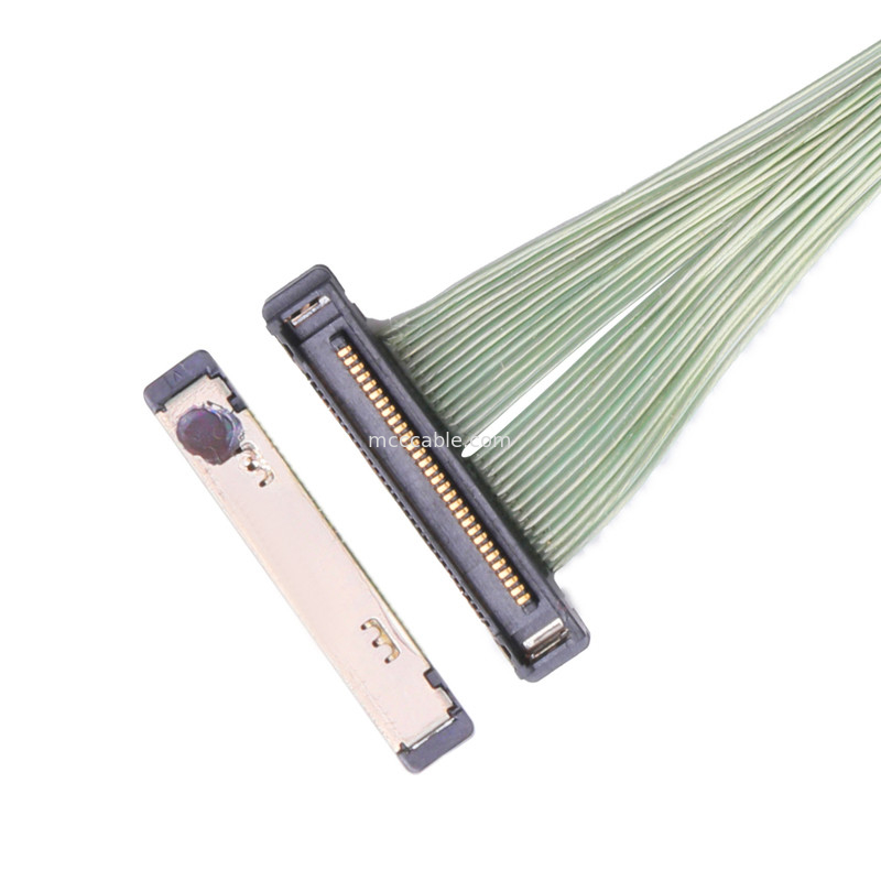35P 마이크로 코아시얼 케이블 20380-035t-06 Lvds 커넥터 0.4mm 피치 오른쪽 각